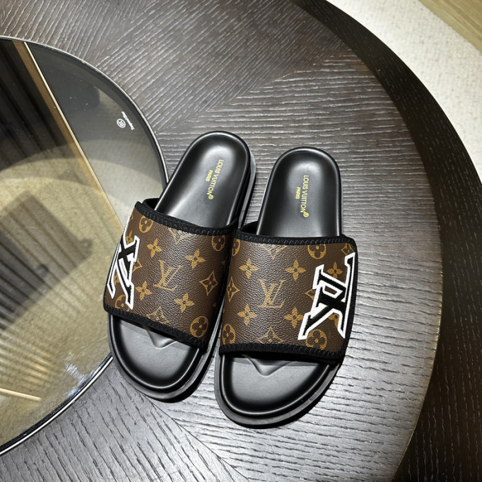 L0VT SANDAL
