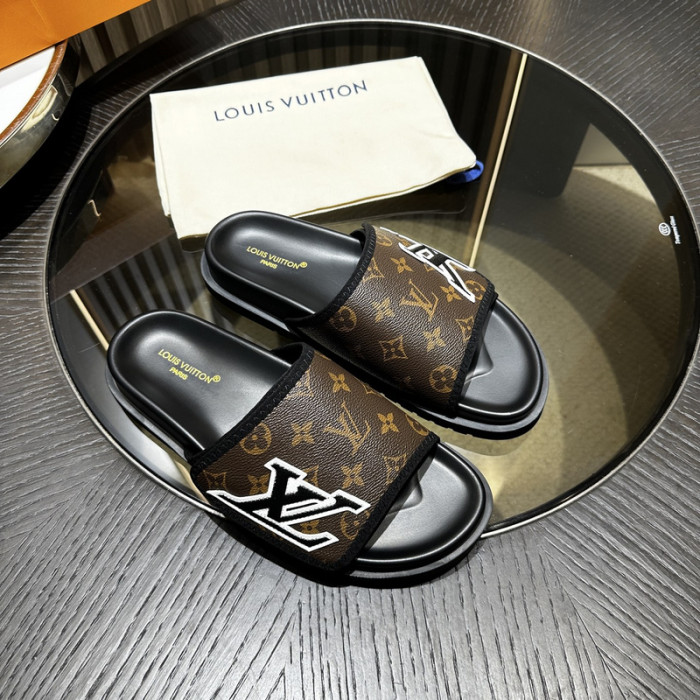 L0VT SANDAL