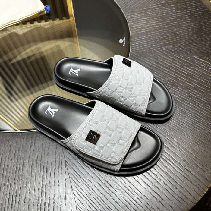 L0VT SANDAL