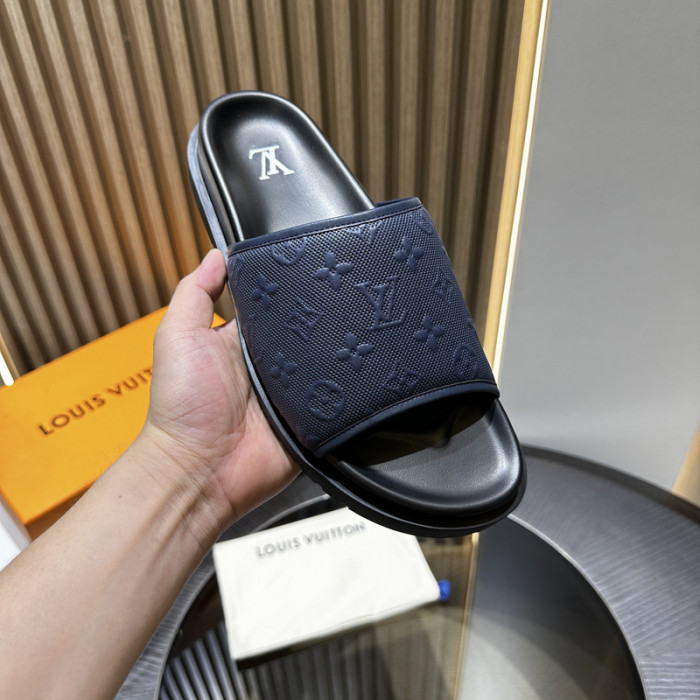 L0VT SANDAL