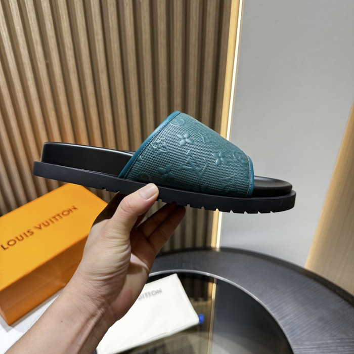 L0VT SANDAL