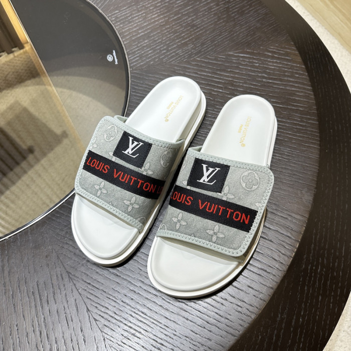 L0VT SANDAL