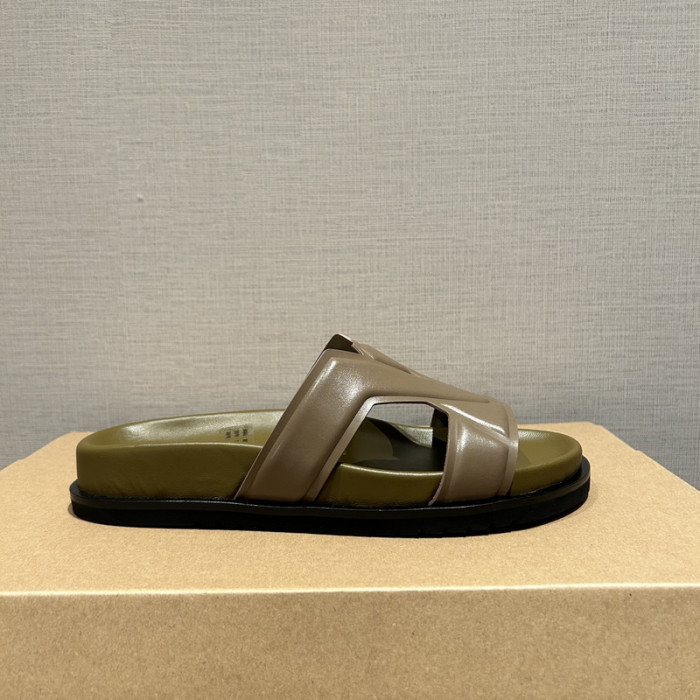 L0VT SANDAL