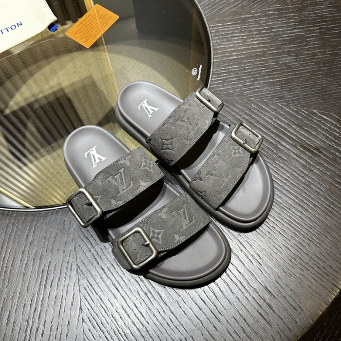 L0VT SANDAL