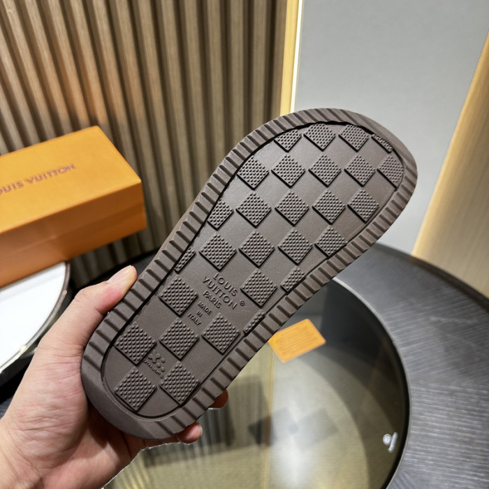 L0VT SANDAL