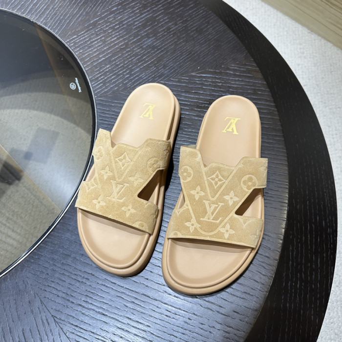 L0VT SANDAL