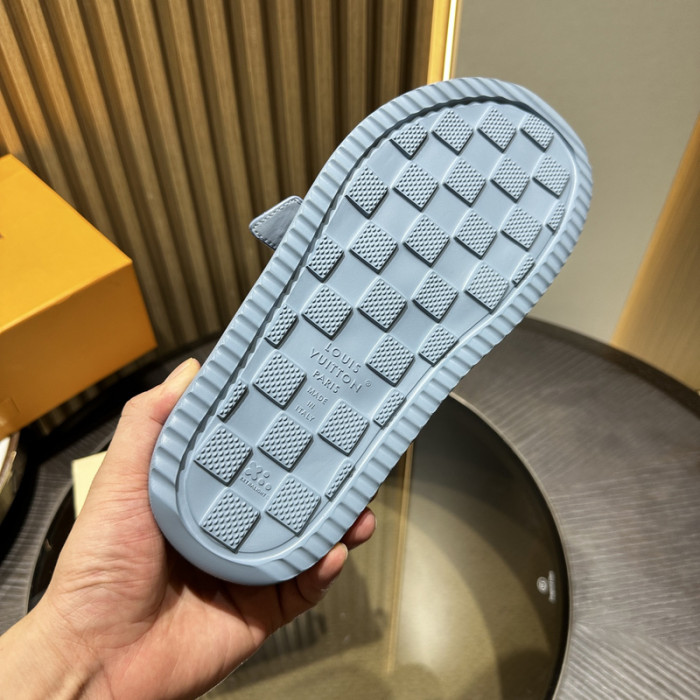 L0VT SANDAL