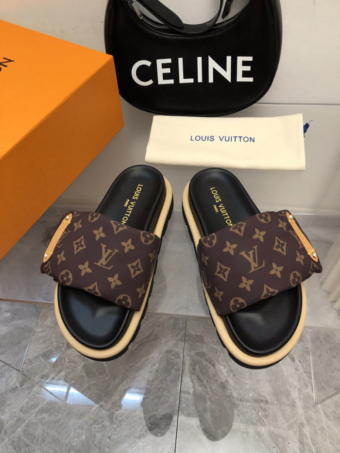 L0VT SANDAL