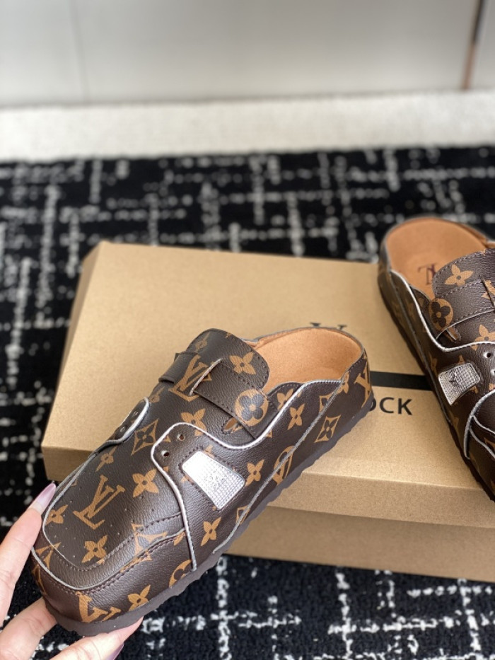 L0VT SANDAL