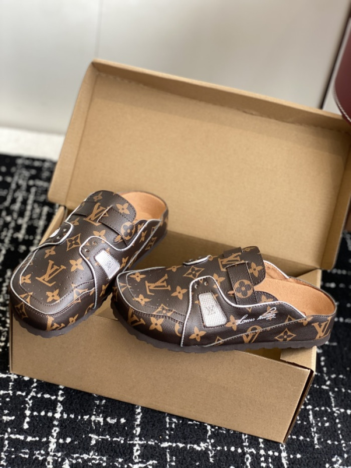 L0VT SANDAL