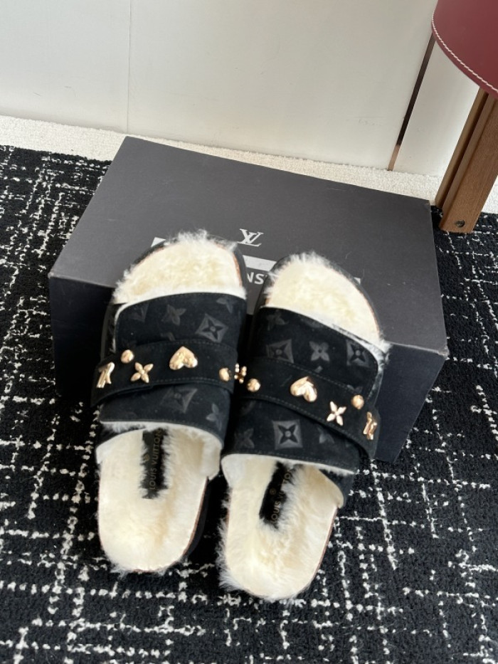 L0VT SANDAL