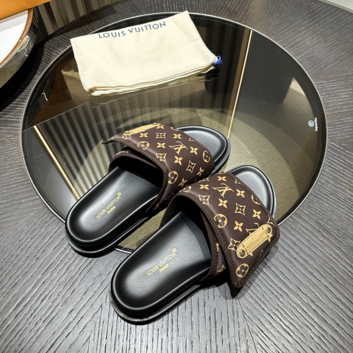 L0VT SANDAL