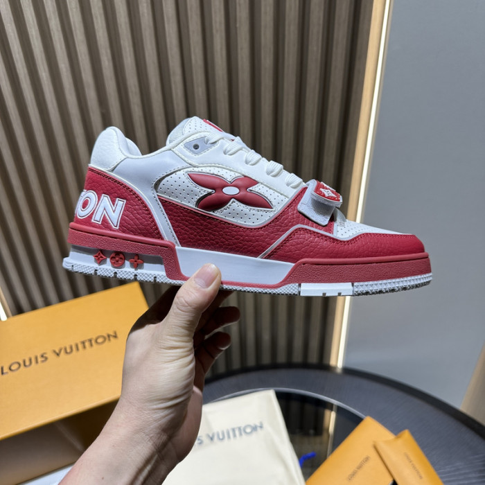 L0VT SNEAKER