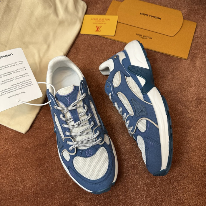 L0VT SNEAKER