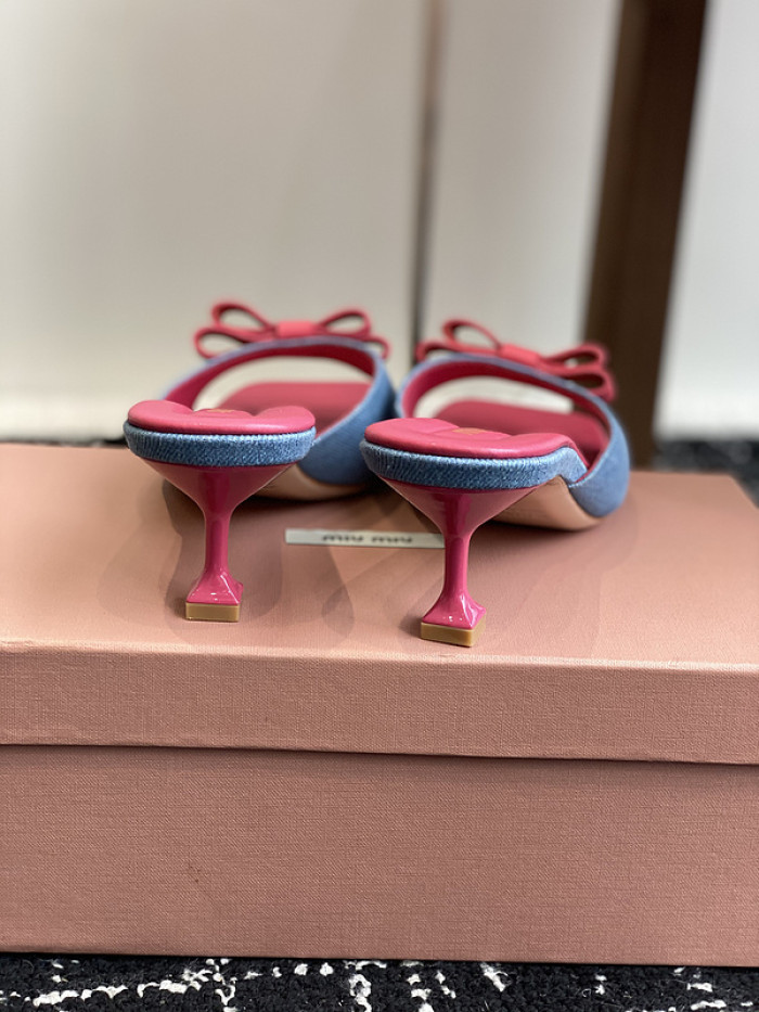 M1U SANDAL