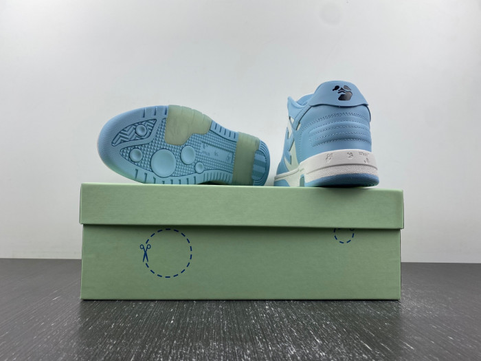 OFW SNEAKER