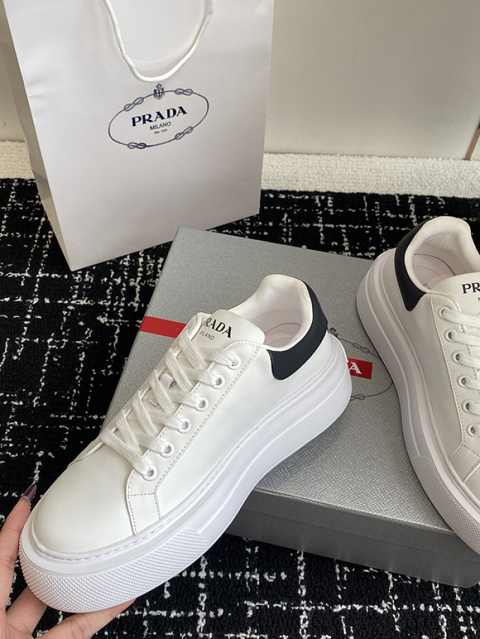 PRAD SNEAKER