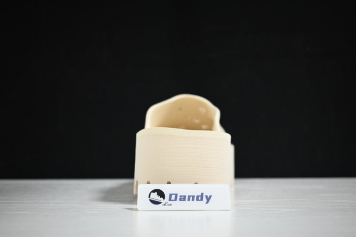 GUI SANDAL